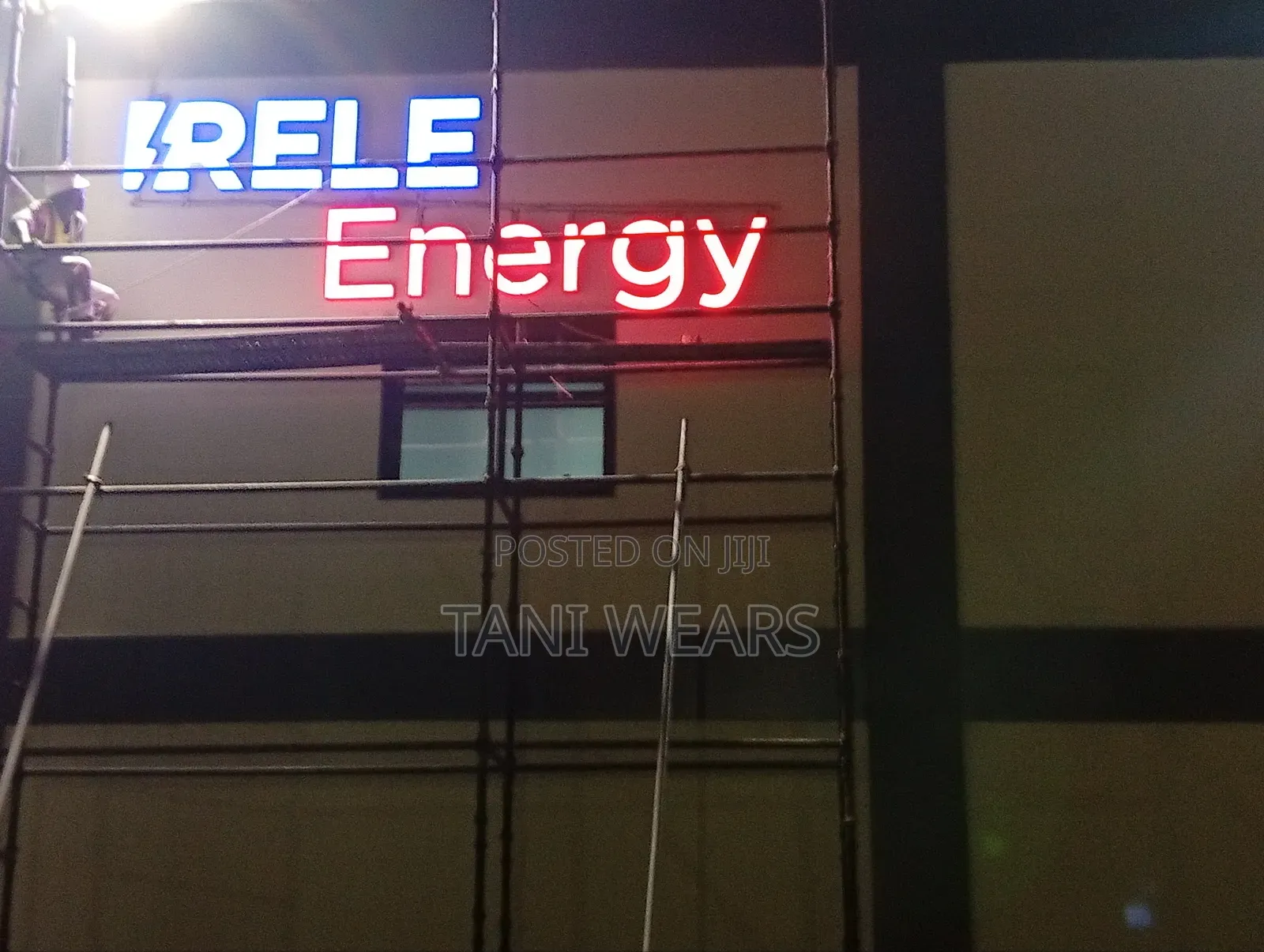 Light 2d and 3d Signage