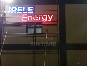 Light 2d and 3d Signage
