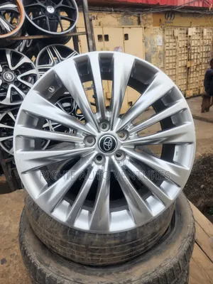 Brand New 20inch Rim For Luxury Cars.