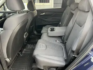 Hyundai Santa Fe SE 2023 Blue