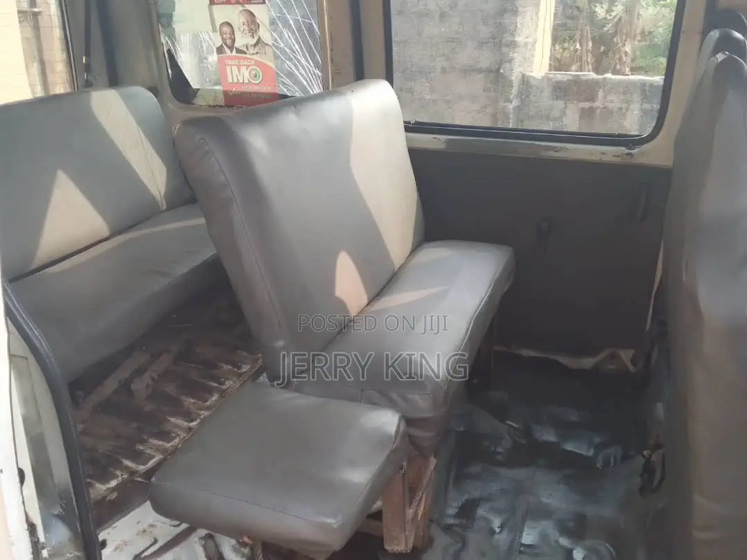 Daihatsu Hijet 2010 White