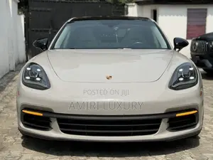 Porsche Panamera 4 Executive AWD 2017