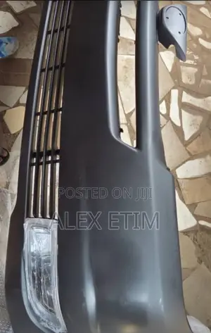 Bumper and Foglamp Sienna 04 Available as Seen
