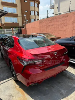 Toyota Camry XSE 2022 Red