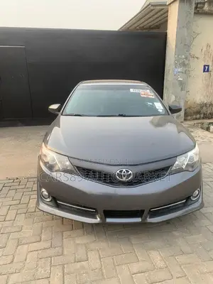 Toyota Camry 2012 Gray