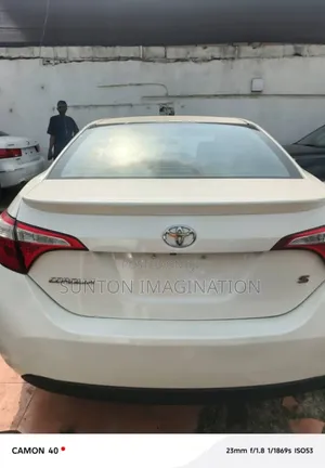 Toyota Corolla S Plus 4dr Sedan (1.8L 4cyl 6M) 2014 White