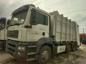 Man Diesel Refuse Compactor Truck 8 Tyres (Tokunbo)