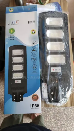  HFG 400w Solar Street Light (Ip66)