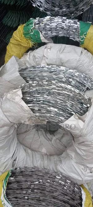 25m Bundle Concertina Razor/Barbed Wire Fencing
