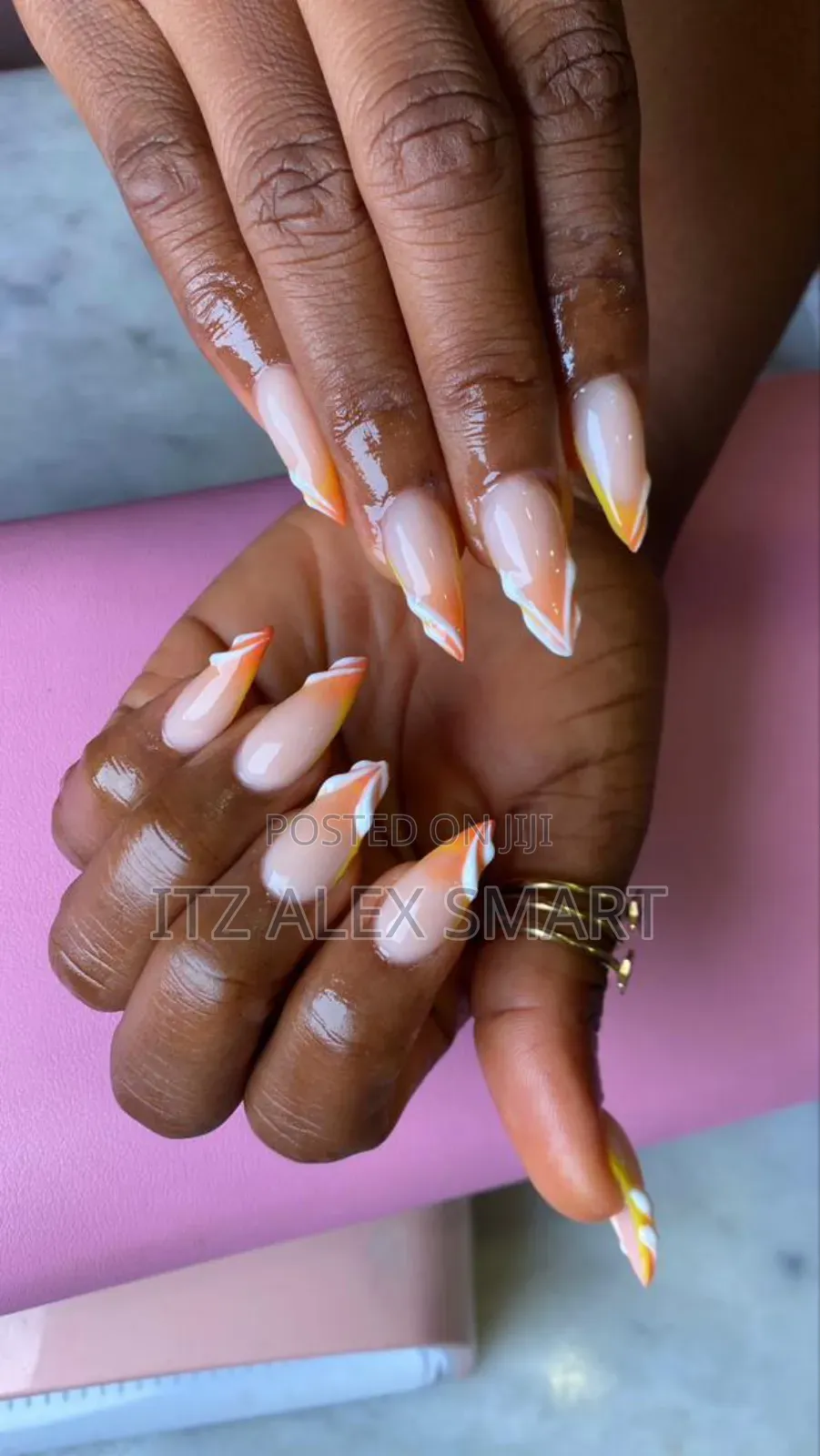 Nails Technician