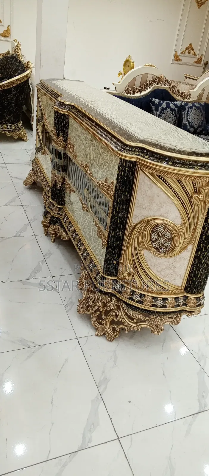 Complete Set of Royal Chair