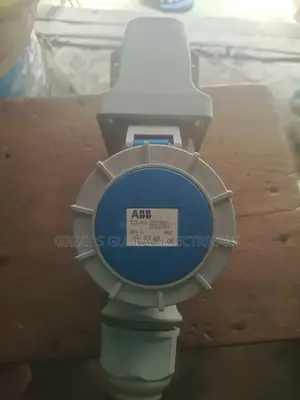 32am Male and Female Industrial Socket