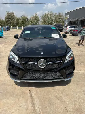 Mercedes-Benz GLE-Class 2016 Black