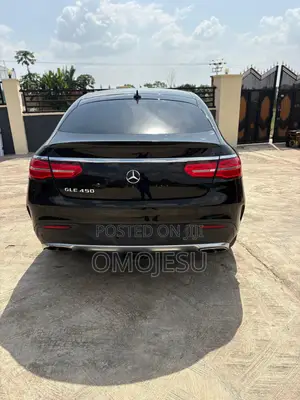 Mercedes-Benz GLE-Class 2016 Black