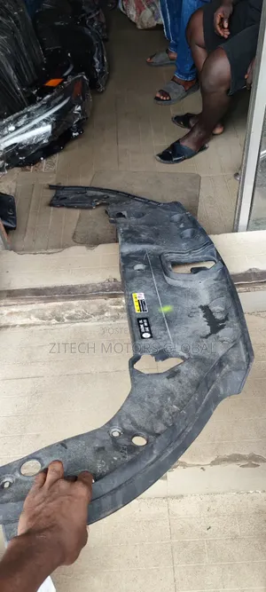 Radiator Plastic Rx350 2025
