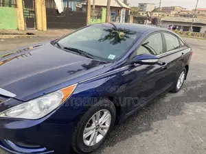 Hyundai Sonata GLS 4dr Sedan (2.4L 4cyl 6A) 2014 Blue