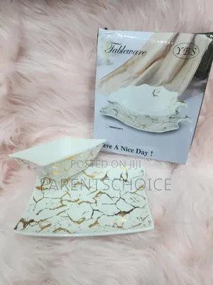 Unique Quality Ceramic Curved and Flat Plates