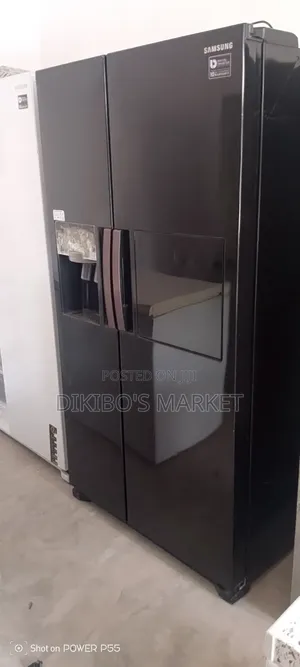 Black Samsung Tokunbo Side-by-Side Refrigerator With Bar