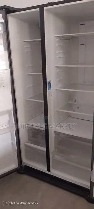 Black Samsung Tokunbo Side-by-Side Refrigerator With Bar