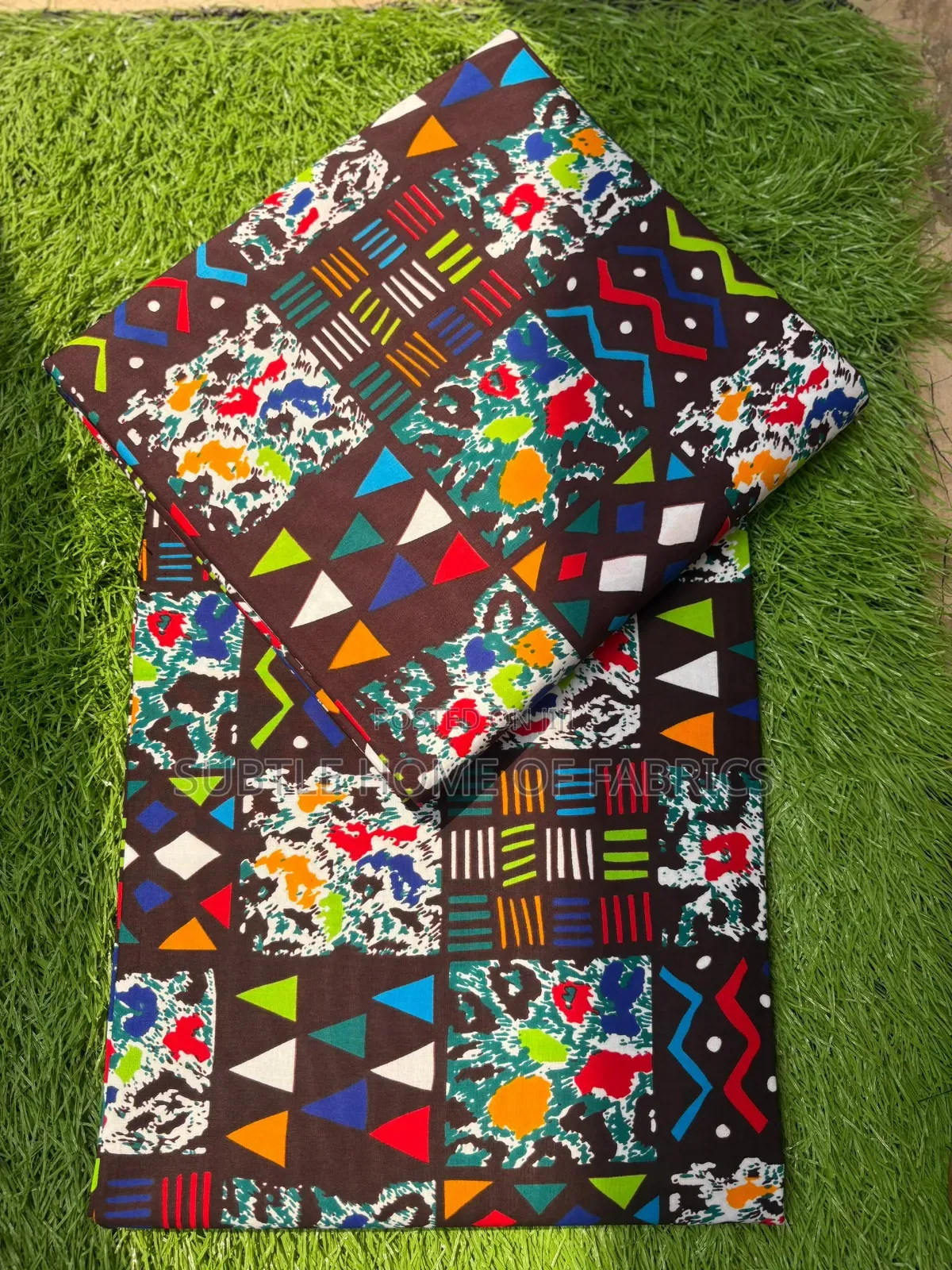Premium Ankara Fabric – Bold Prints for Fashion Asoebi