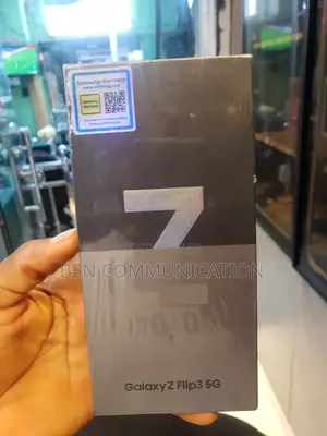 New Samsung Galaxy Z Flip 3 256 GB