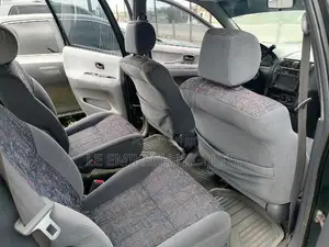 Toyota Previa 2005 Green