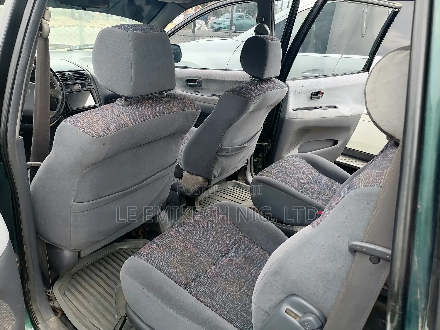 Toyota Previa 2005 Green