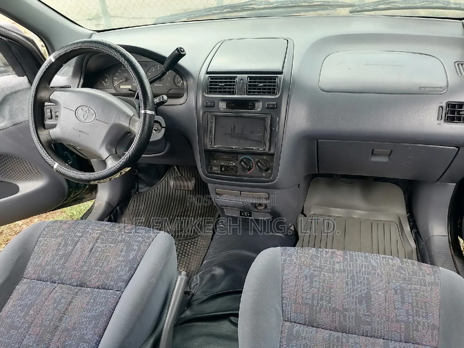 Toyota Previa 2005 Green