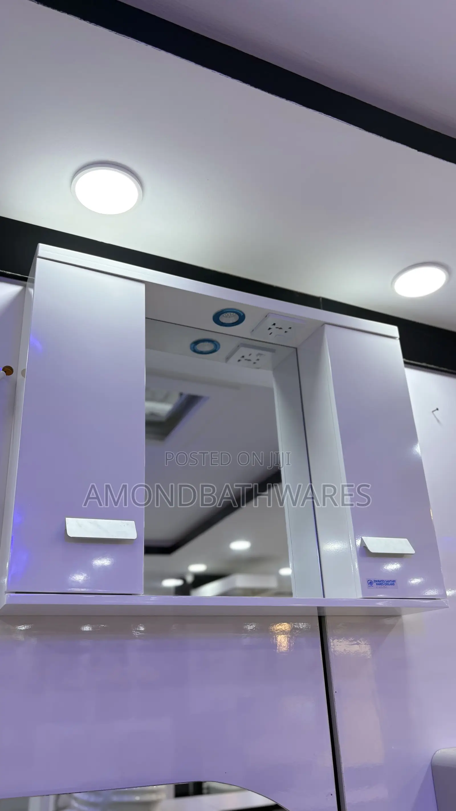 Double Shelve With Mirror