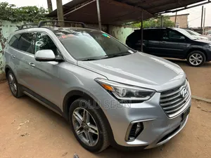 Hyundai Santa Fe Limited Ultimate FWD 2018 Silver