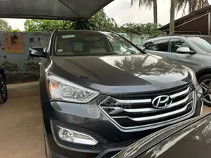 Hyundai Santa Fe Limited 4dr SUV AWD (3.3L 6cyl 6A) 2015 Gray