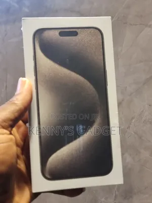 New Apple iPhone 15 Pro Max 256 GB Black
