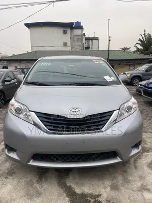 Toyota Sienna 2012 Gray