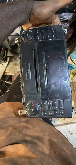 Radio C200 W203