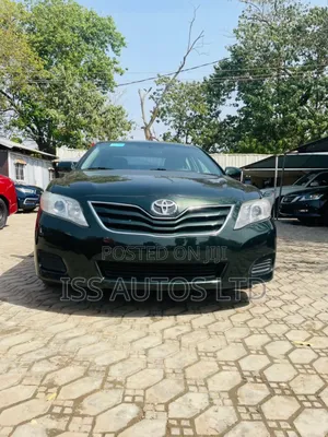 Toyota Camry LE 4dr Sedan (2.5L 4cyl 6AM) 2010 Green