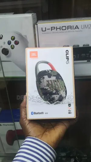 JBL Clip 5 Portable Bluetooth Speaker – Waterproof Dustproof