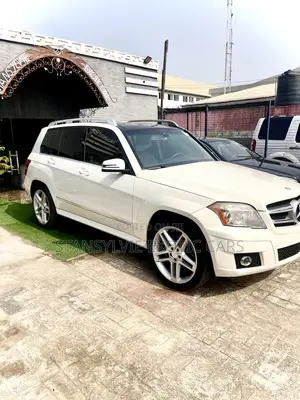 Mercedes-Benz GLK-Class 350 2011 White