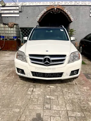 Mercedes-Benz GLK-Class 350 2011 White