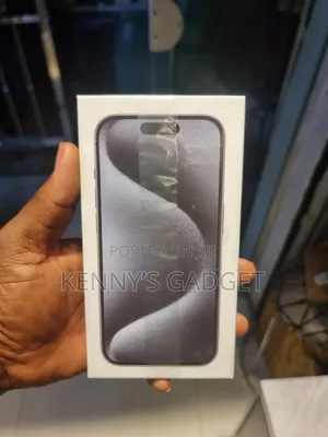 New Apple iPhone 15 Pro 256 GB Black