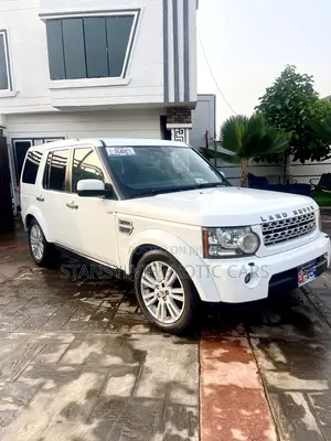 Land Rover Lr4 HSE LUX 4dr SUV 4WD (3.0L 6cyl S/C 8A) 2015 White