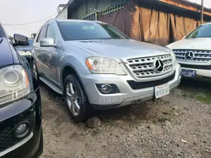 Mercedes-Benz M Class ML 350 BlueTEC 4Matic 2011 Silver