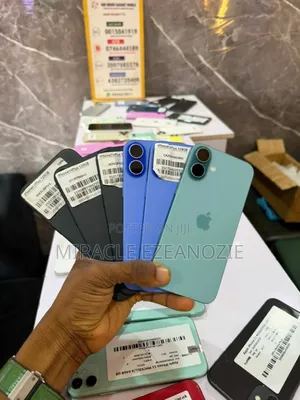 New Apple iPhone 16 128 GB Blue