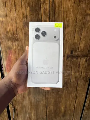 New Apple iPhone 17 Pro Max 256 GB White