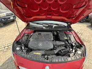 Mercedes-Benz GLA 250 2015 Red