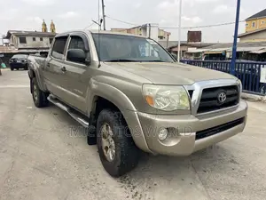 Toyota Tacoma 2007 Gold