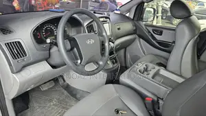 Hyundai Starex 2009 Grey