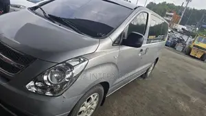 Hyundai Starex 2009 Grey