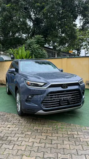 Toyota Grand Highlander Platinum AWD 2024 Blue