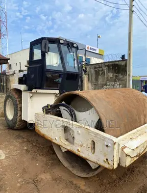Roller Vibrator Compactor