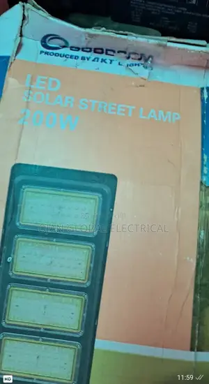 200 Watts Goodcom Solar Street Lamp